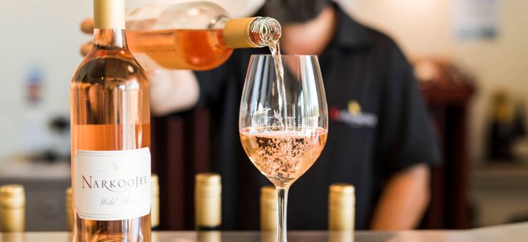 Where to Find Great Local Wine and Beer Near Traralgon